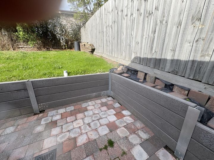 Retaining wall and fence project by HD Fencing
