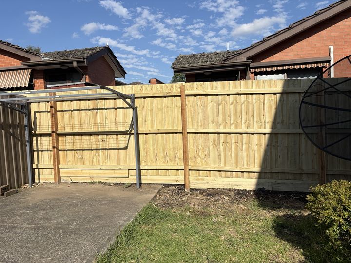 Timber fence with gate frame by HD Fencing